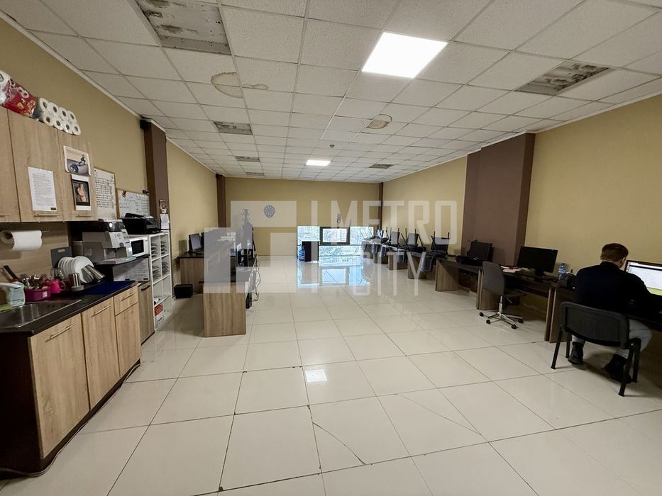 Продава се Офис в София, Младост 3 - 155 кв.м за 1600 €/кв.м - Снимка #4