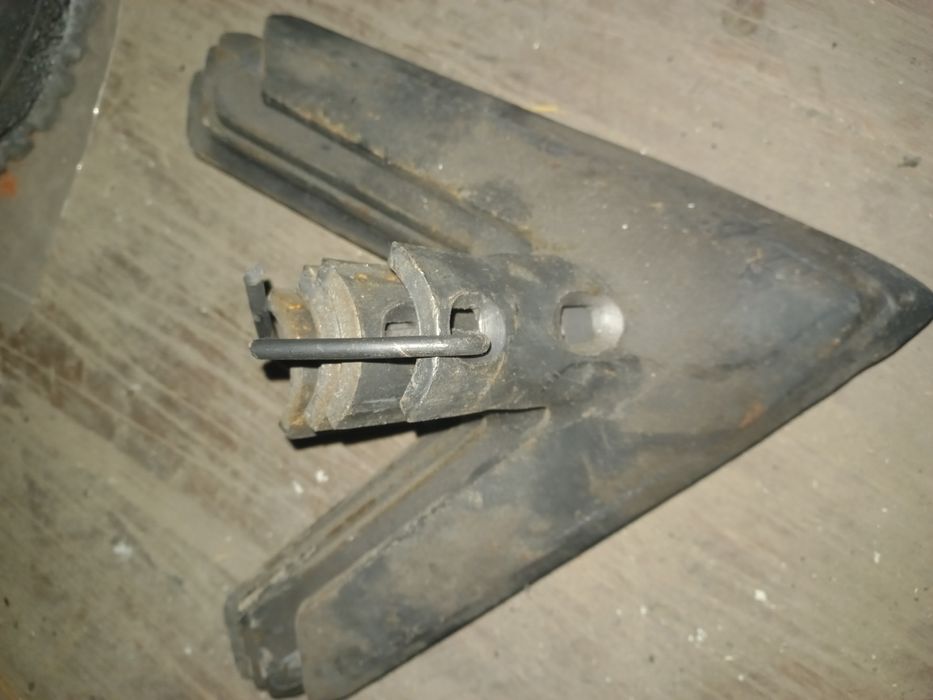 Продам по 2000за штуку