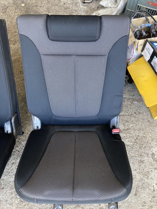 Hyundai santa fe 2007година седалки в багажник