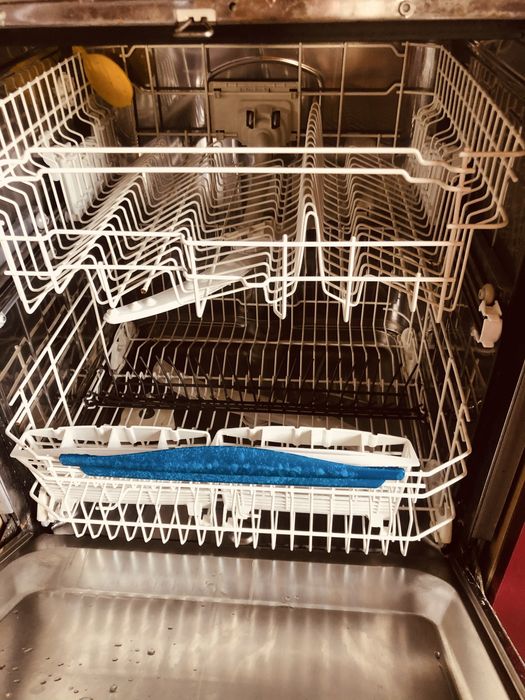 Съдомиялна машина AEG