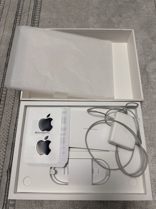 MacBook Pro 16 M1 Pro