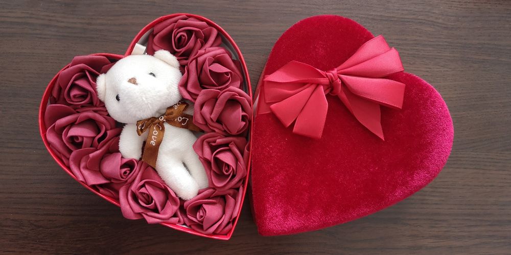 Подаръчни кутии с рози