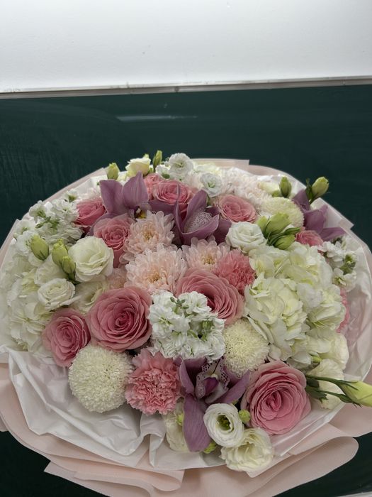 Продам готовый букет 7000 тг