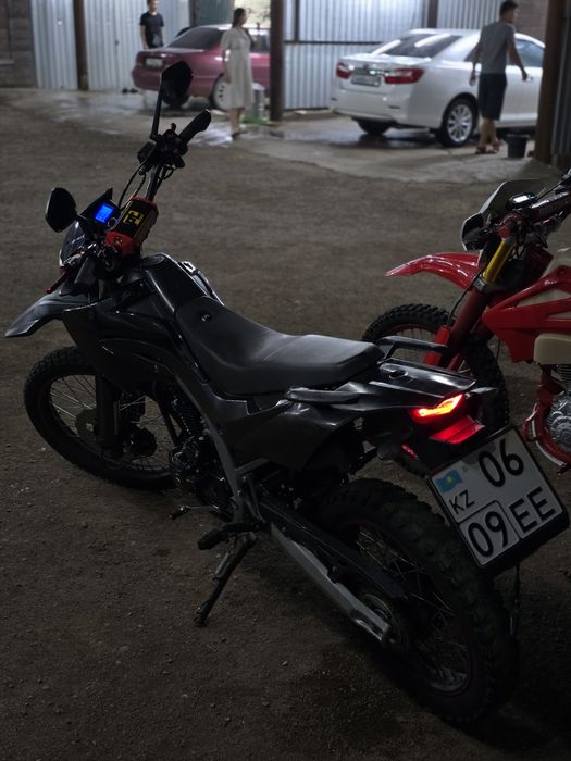 Мотоцикл Эндуро Almotor