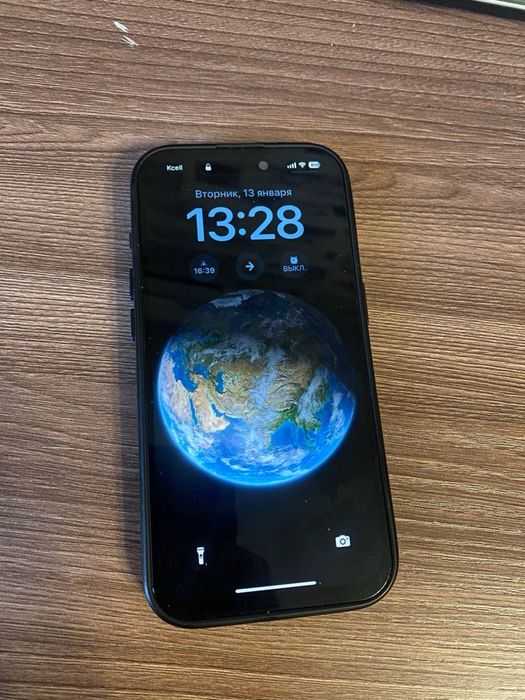 Продам Iphone 15 pro 256