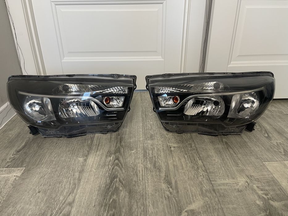 Фары передние Lada Vesta.Оригинал.