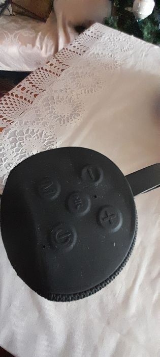 Продаются мини-колонка USB и безпроводные наушники