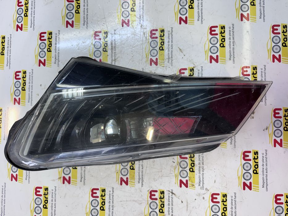Far stanga xenon si Led Skoda Superb 3 2015-2020