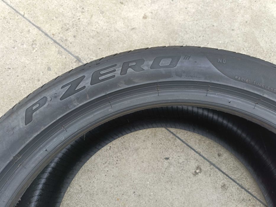 Doua anvelope de vara 315 35 21 pirelli p zero profil 7,5 mm