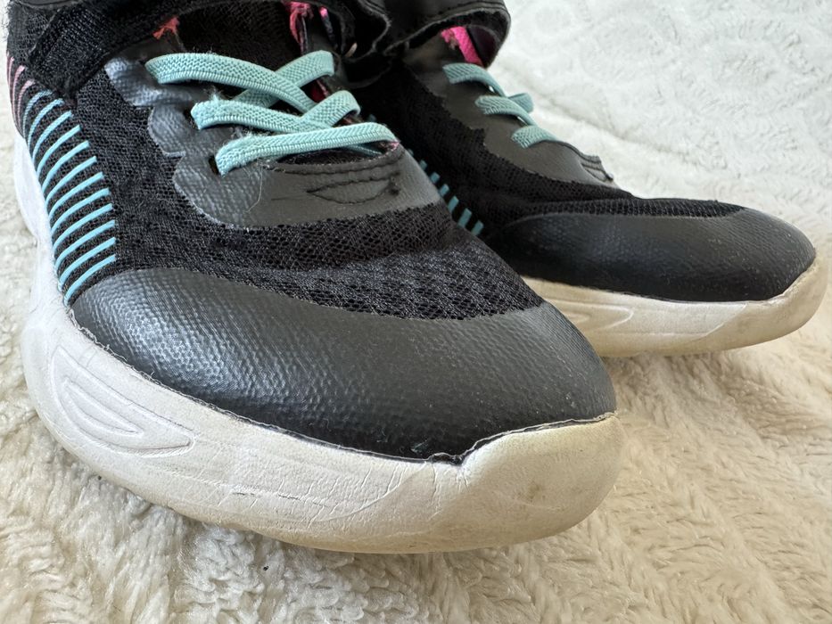 Кроссовки на девочку, 34