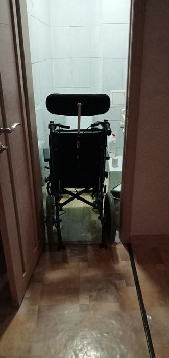 Инвалидная коляска