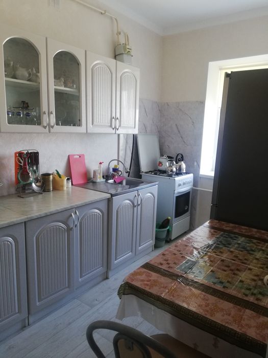 Продам 1 ком кв на 8 мкр