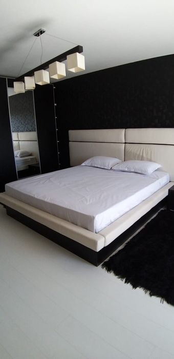 Inchiriez apartament in regim hotelier