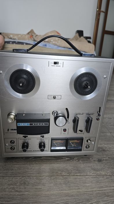 Magnetofon Akai 1722L