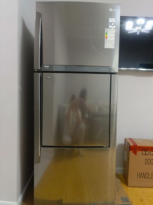 Холодильник LG трёхдверный