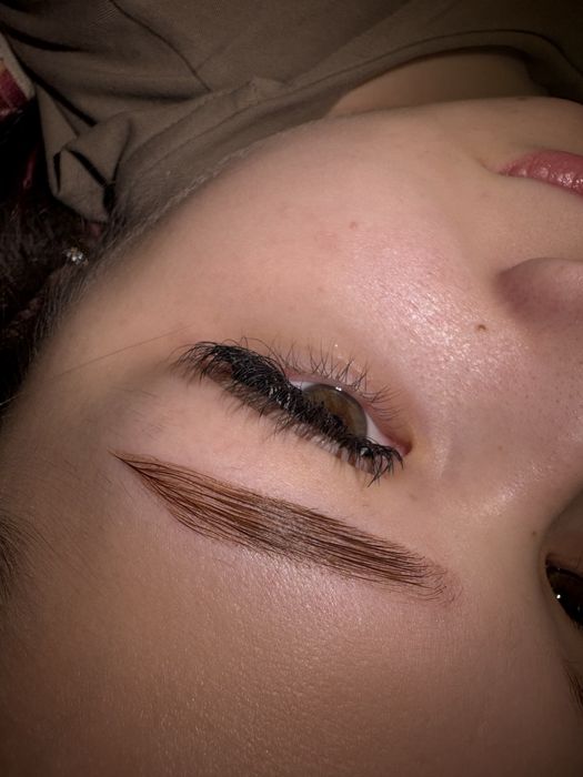 Наращивание ресниц , Ламинирование бровей и ресниц