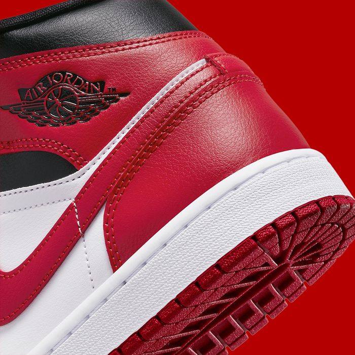 Jordan 1 mid "bred toe" 44 si 44.5 originali