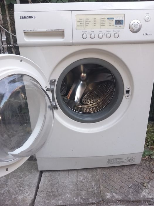 2 броя перални машини