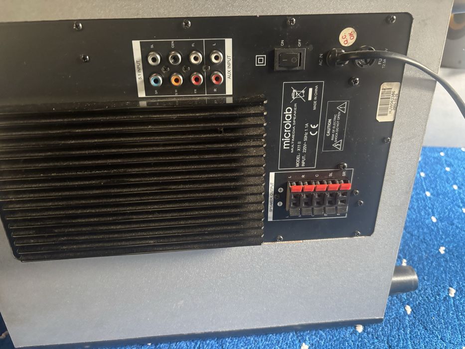 Продам колонку 5.1 microlab