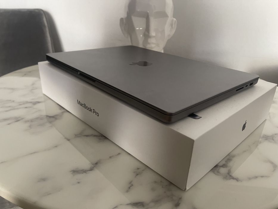 MacBook Pro 16” M1 16GB 512GB SSD