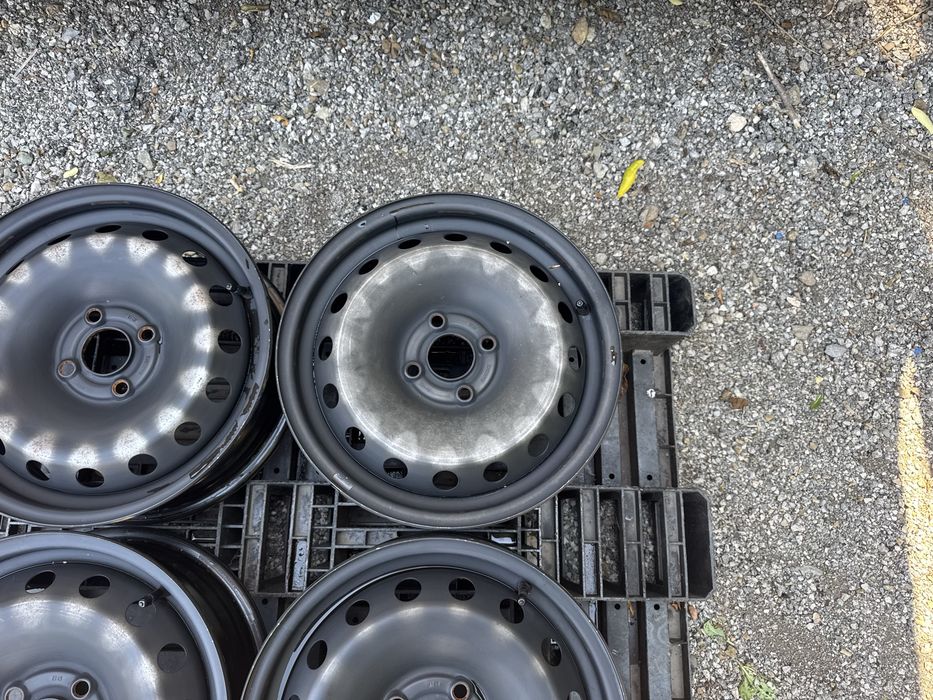 4бр.Оригинални джанти 15" 4x100 за Renault Kangoo,Dacia Dokker,Nissan
