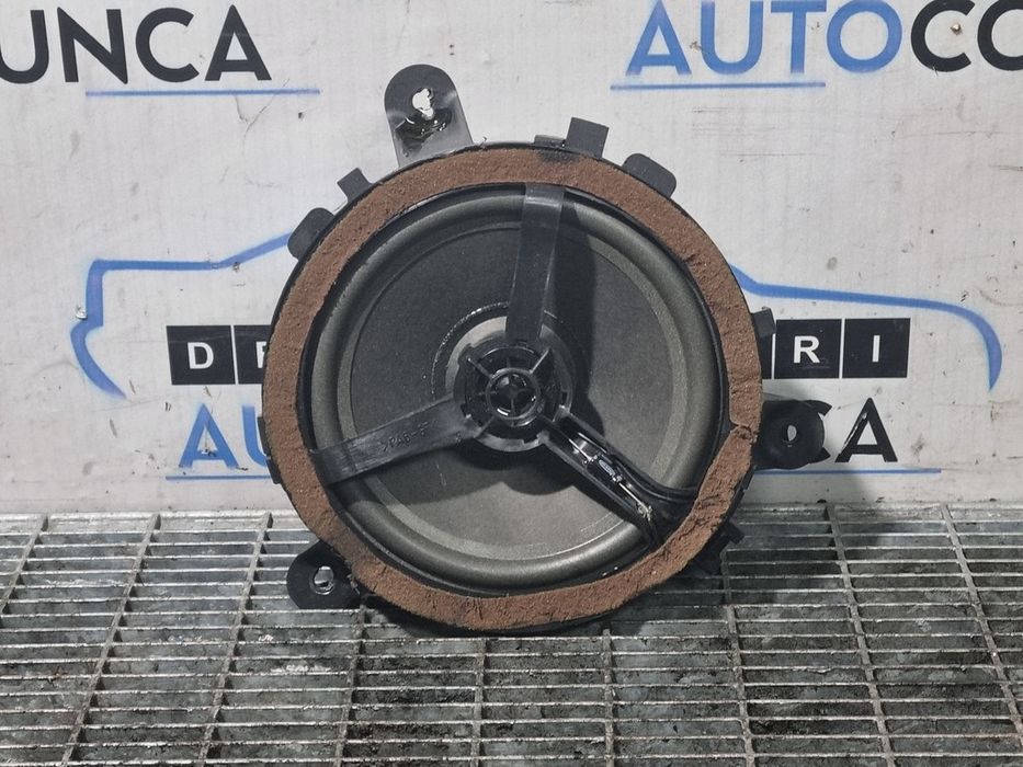 Difuzor boxa spate Dacia Duster II 2018 - 2021 (1181) STANGA SPATE Garantie