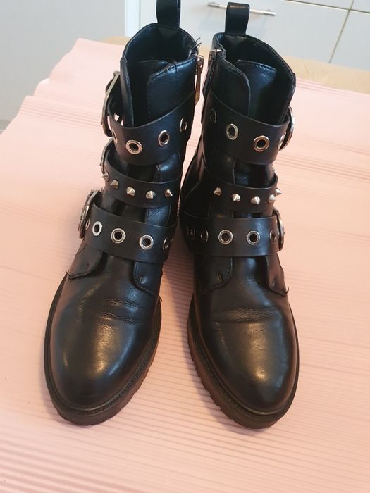 Bocanci Stradivarius mas 38