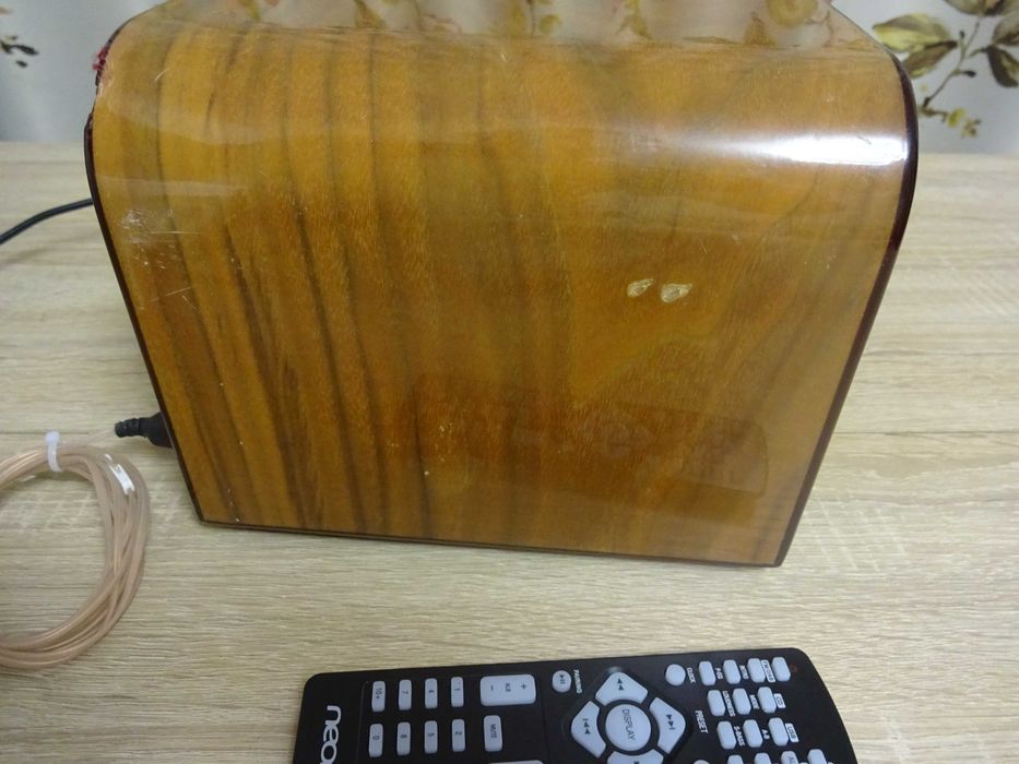 Radio FM, DAB, CD, MP3, USB, AUX, Bluetooth, Ceas