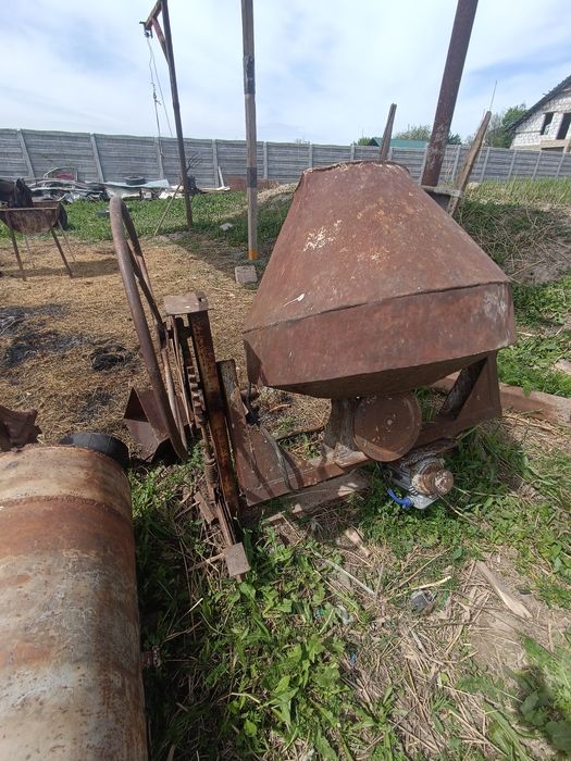 Бетономешалка на 250 литров