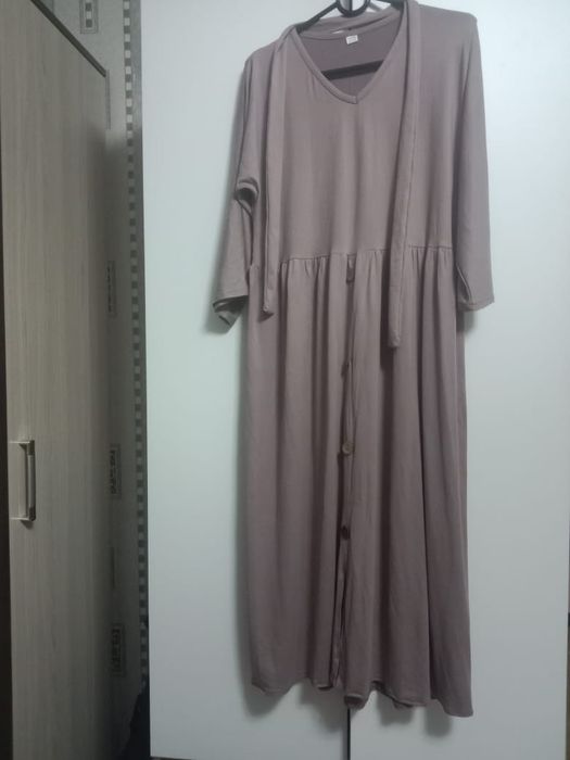 Продам новое платье