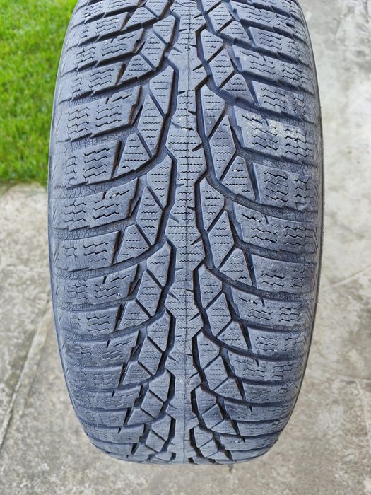 Jante cu anvelope iarna nokian 5x120 205 60 r16