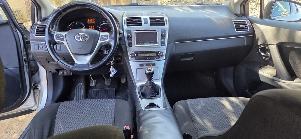 TOYOTA Avensis 2012 — imagine 5