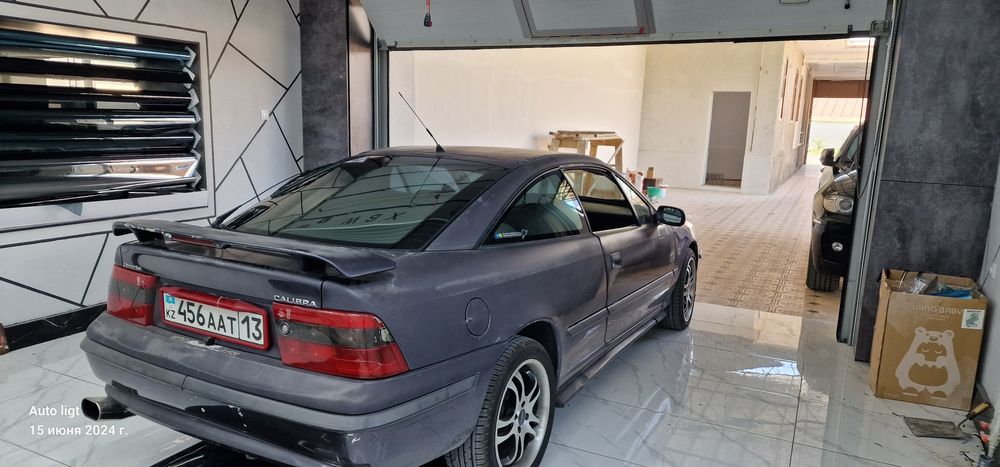 Opel Calibra продам