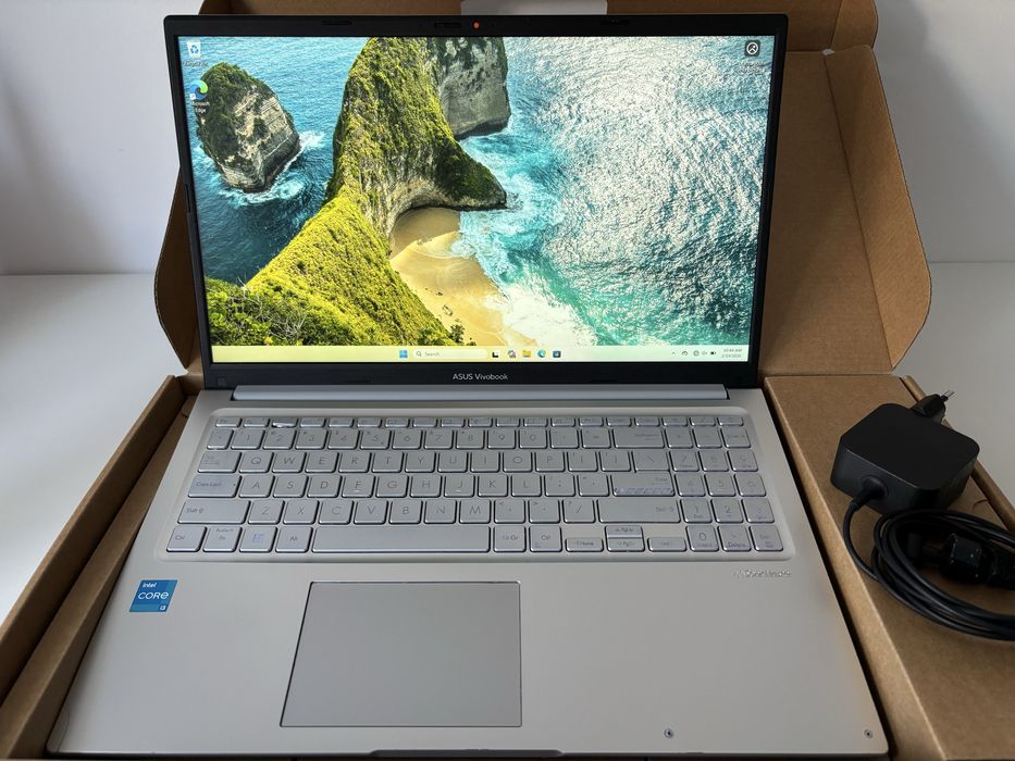 ASUS VivoBook 15, i3 12th Gen, Win 11 Pro