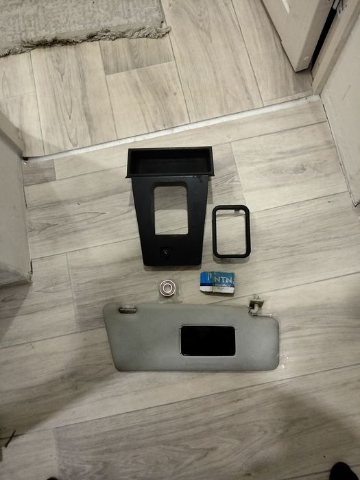 Продам запчасти на Мерседес Сешку