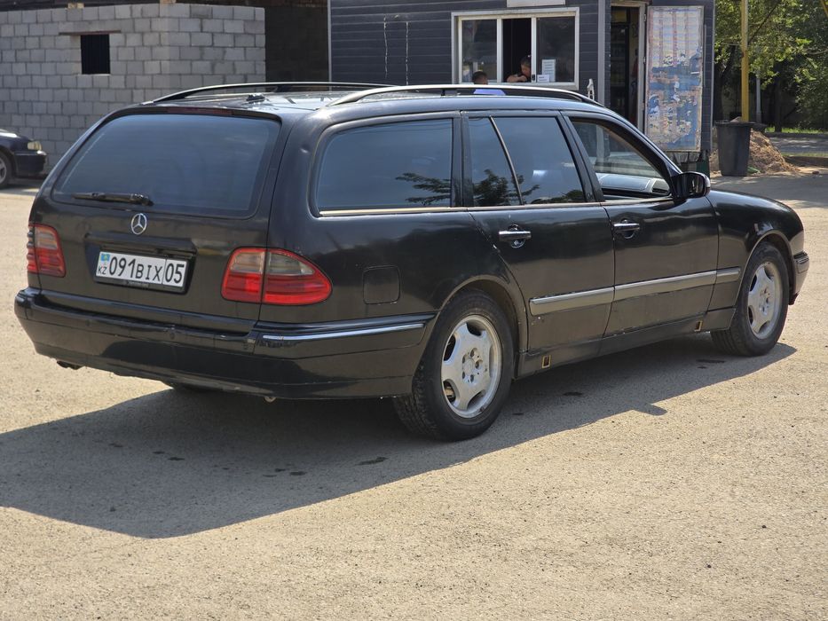 Мерседес Е320 в рассрочку