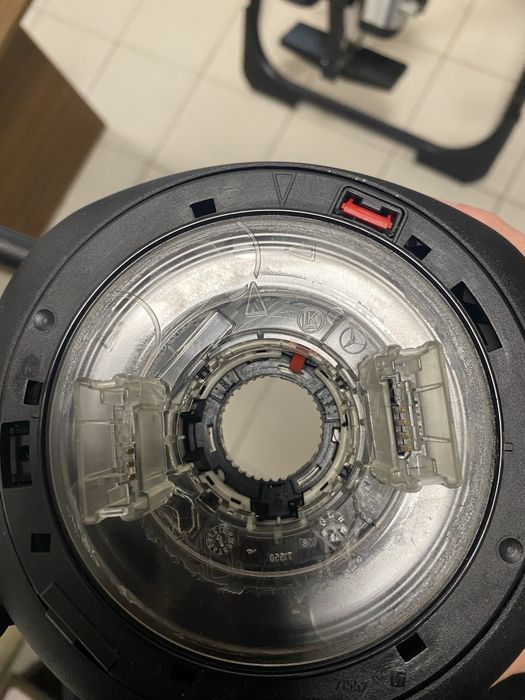 Конзола Лостове Мерцедес