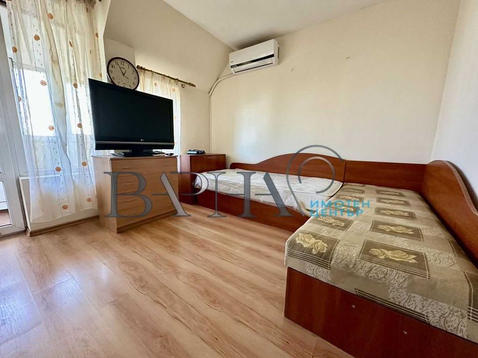 Двустаен на Лятно Кино Тракия до Фратели