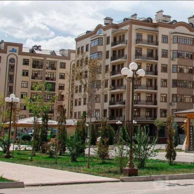 Сдаётся квартира ЖК Сагбан Баурум 3-комнат Ислом Обод Масжид
