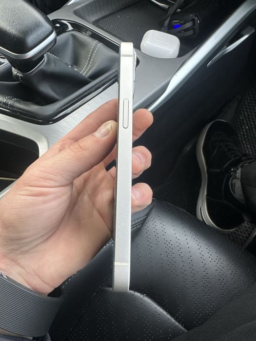 Продам айфон 13!