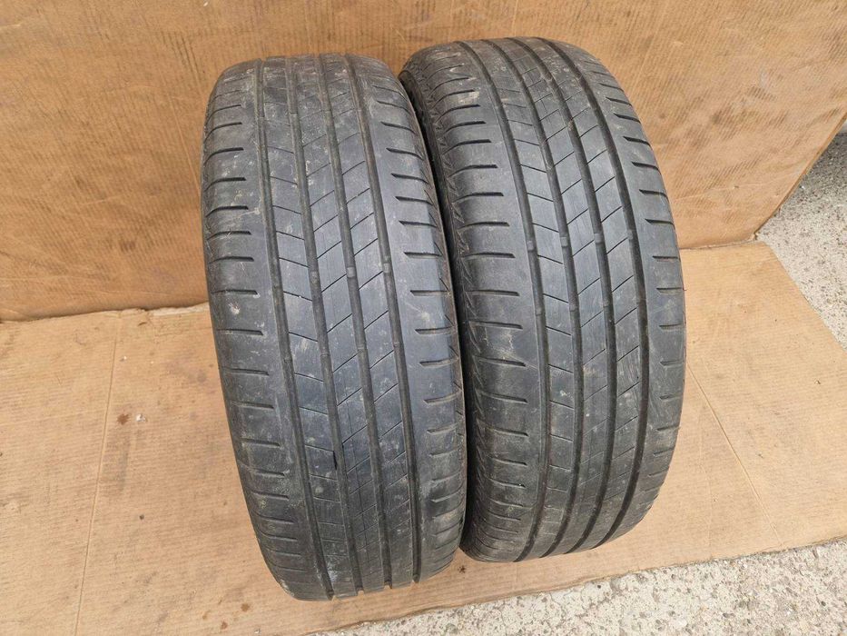 2 Bridgestone R17 215/60 Летни гуми  DOT1322