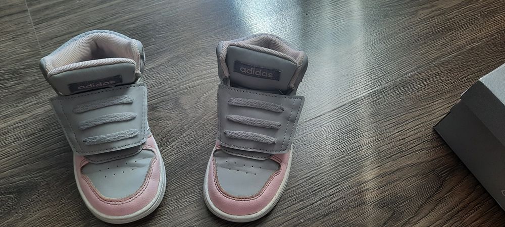 Маратонки Адидас