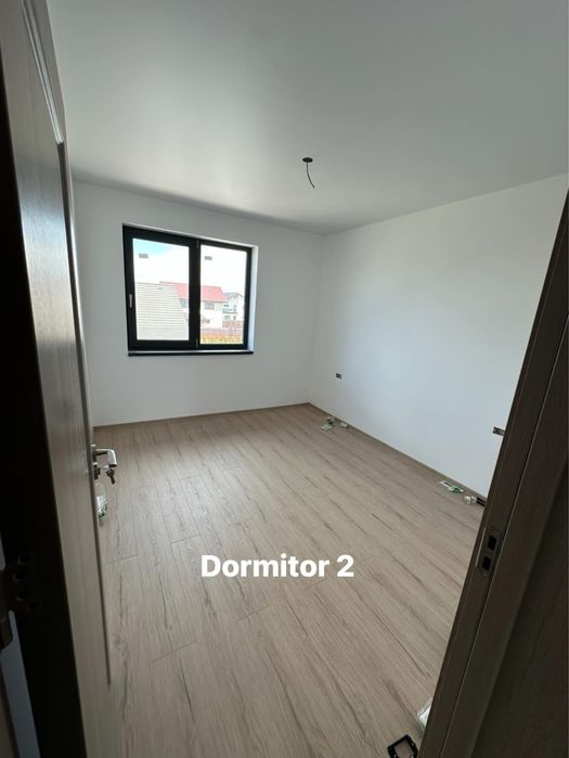 Casă tip duplex de vânzare – Cartier Izvor, Tărlungeni