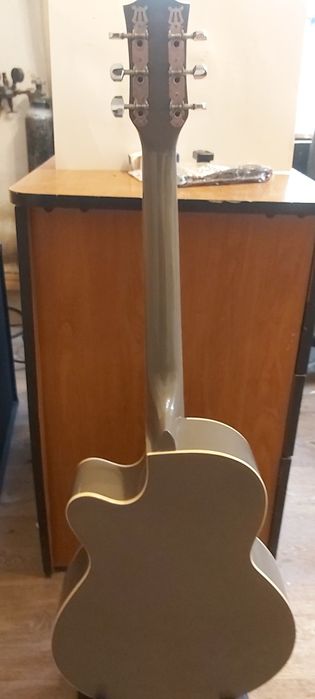 Vând pachet chitara electroacustica  Music Fidelity