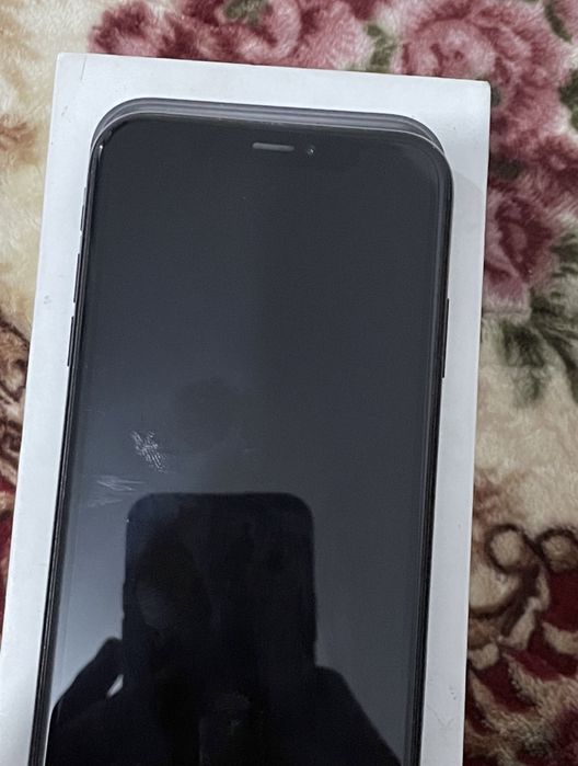 Iphone XR в черном оттенке