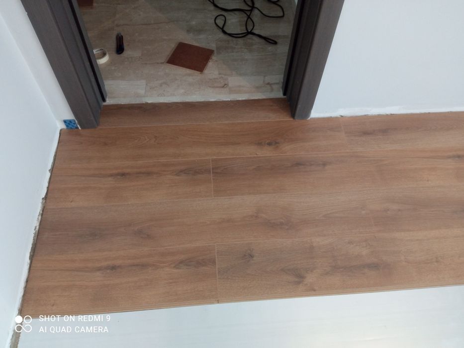 Montaj plintă tăiată la 45.