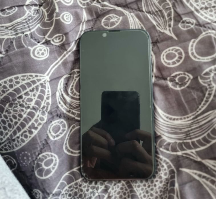 Iphone 14 ca nou baterie 94%