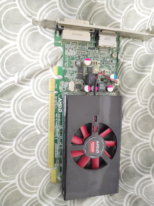 Placa video AMD Radeon R7 350x 4GB