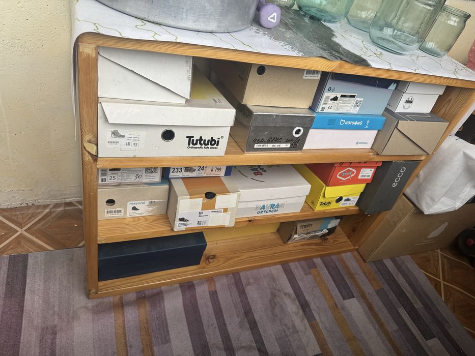 Продам обувницу из натурального дерево