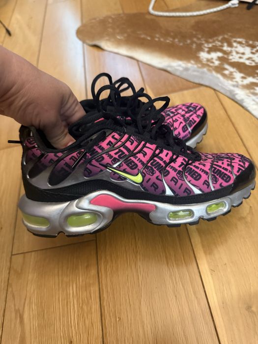 Дамски спортни обувки Nike-39 размер